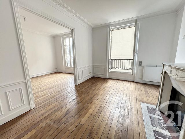  - PARIS - 