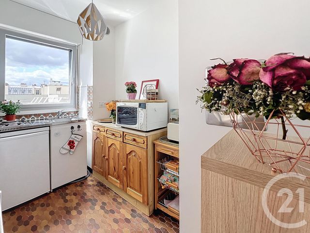 Appartement F1 à vendre - 1 pièce - 22.55 m2 - PARIS - 75020 - ILE-DE-FRANCE - Century 21 Bel Air