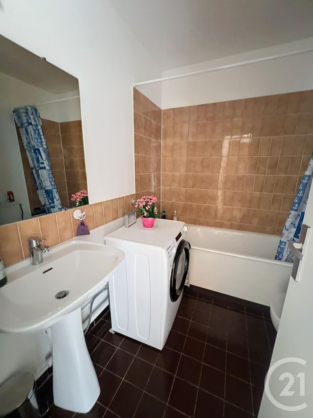 Appartement F1 à vendre - 1 pièce - 22.55 m2 - PARIS - 75020 - ILE-DE-FRANCE - Century 21 Bel Air