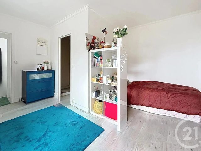 Afficher la photo en grand Appartement Studio à vendre - 1 pièce - 29.9 m2 - PARIS - 75012 - ILE-DE-FRANCE - Century 21 Bel Air