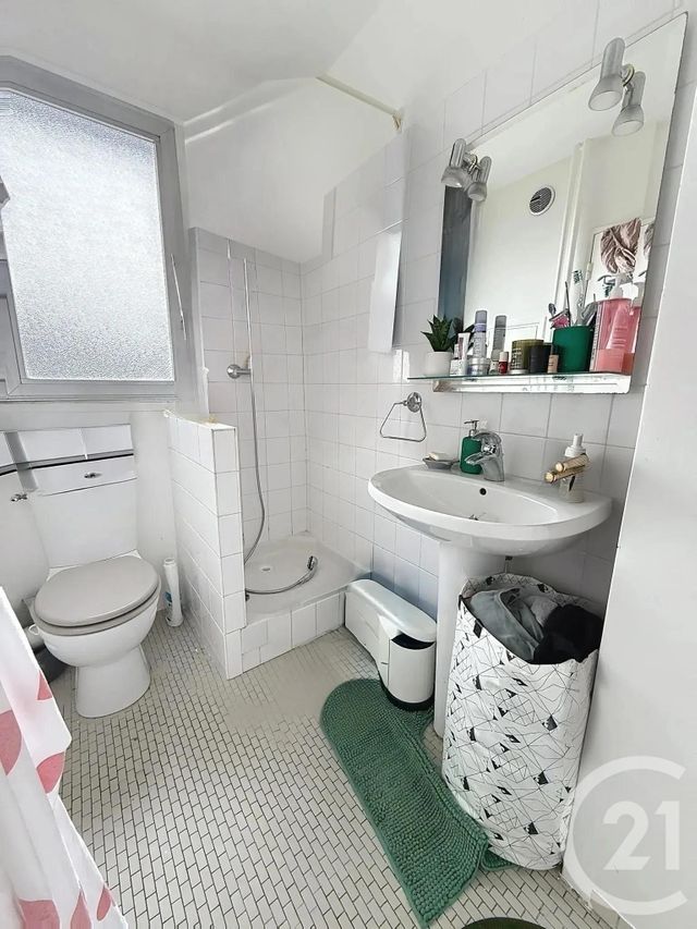 Afficher la photo en grand Appartement Studio à vendre - 1 pièce - 29.9 m2 - PARIS - 75012 - ILE-DE-FRANCE - Century 21 Bel Air