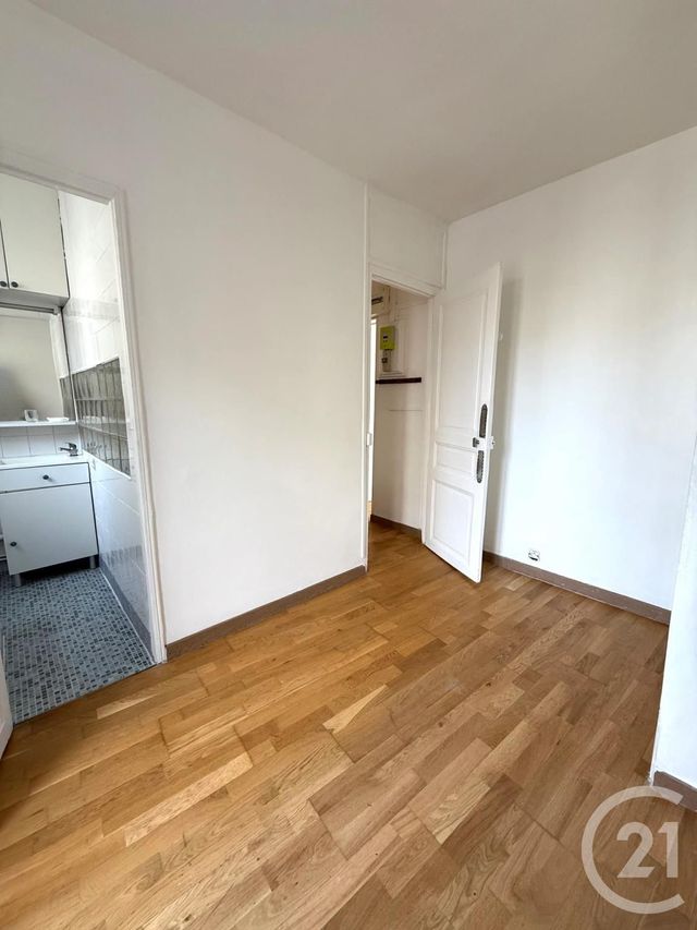 Appartement F2 à vendre - 2 pièces - 30.28 m2 - PARIS - 75020 - ILE-DE-FRANCE - Century 21 Bel Air