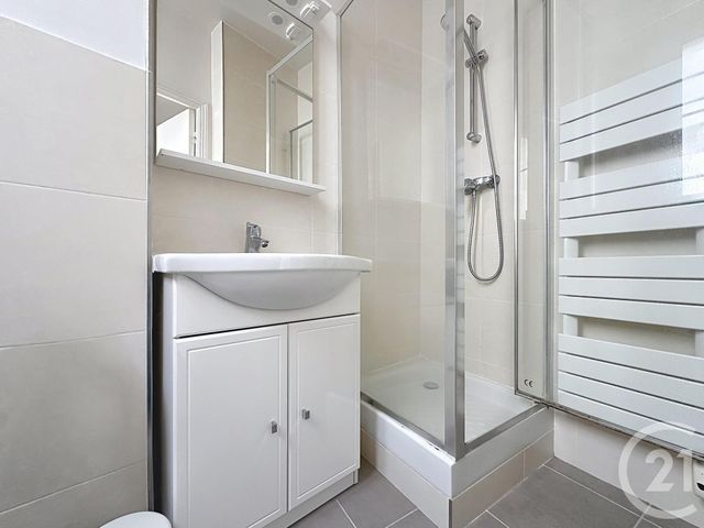 Appartement Studio à vendre - 1 pièce - 22.37 m2 - PARIS - 75012 - ILE-DE-FRANCE - Century 21 Bel Air