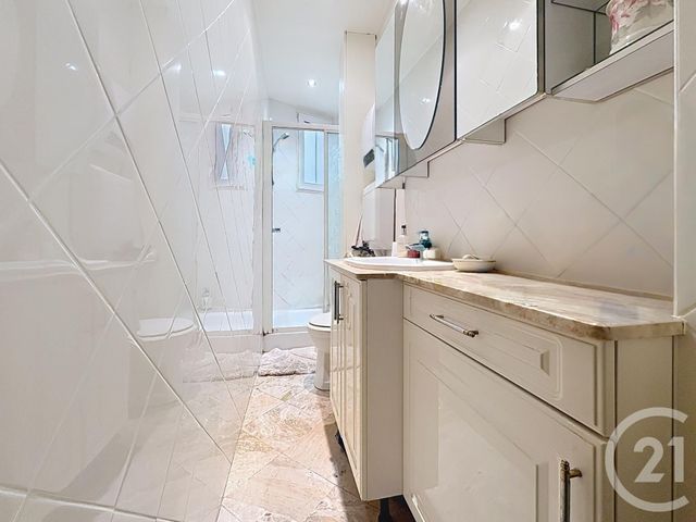 Appartement F3 à vendre - 3 pièces - 55.0 m2 - PARIS - 75012 - ILE-DE-FRANCE - Century 21 Bel Air