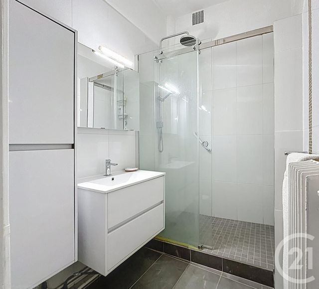 Appartement F3 à vendre - 3 pièces - 58.15 m2 - PARIS - 75012 - ILE-DE-FRANCE - Century 21 Bel Air