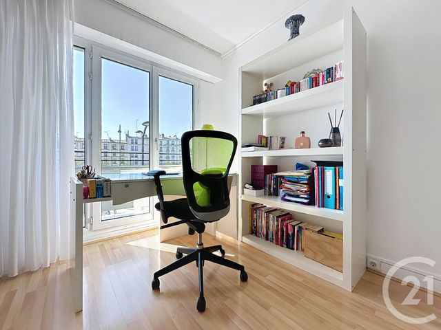 Appartement F4 à vendre - 4 pièces - 94.25 m2 - PARIS - 75020 - ILE-DE-FRANCE - Century 21 Bel Air