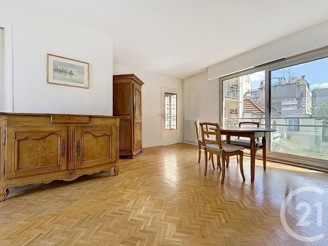Appartement F2 bis à vendre - 2 pièces - 56.28 m2 - PARIS - 75012 - ILE-DE-FRANCE - Century 21 Bel Air