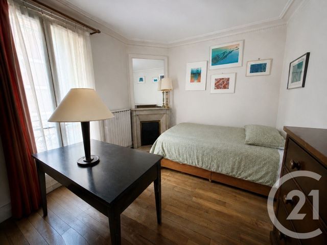 Appartement F2 à vendre - 2 pièces - 42.0 m2 - PARIS - 75018 - ILE-DE-FRANCE - Century 21 Bel Air