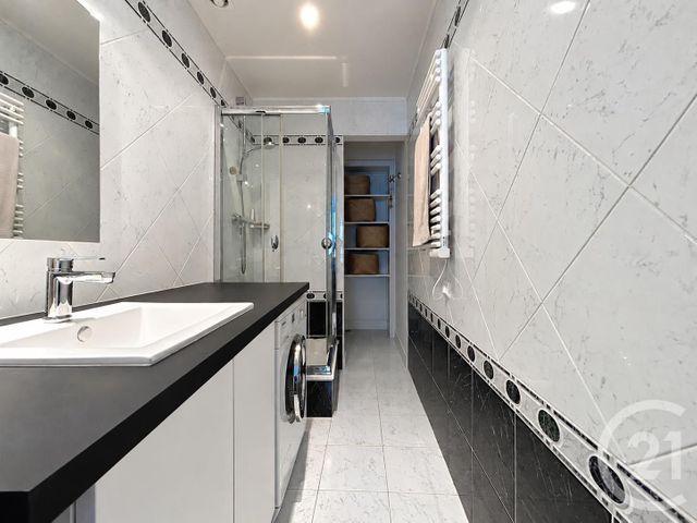 Appartement F3 à vendre - 3 pièces - 62.59 m2 - PARIS - 75012 - ILE-DE-FRANCE - Century 21 Bel Air