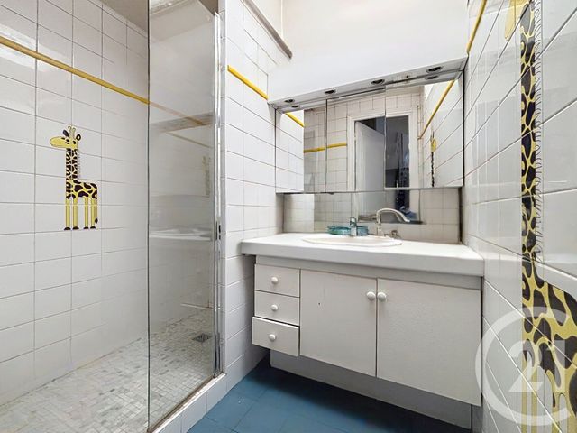 Appartement F4 à vendre - 4 pièces - 66.4 m2 - PARIS - 75020 - ILE-DE-FRANCE - Century 21 Bel Air
